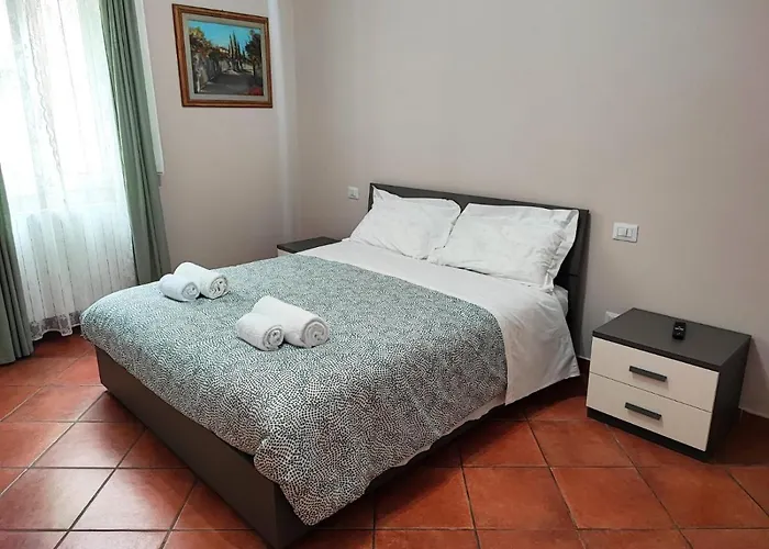 Romana Apartment For 4